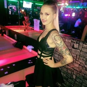 Meet your Posher, Bobbi